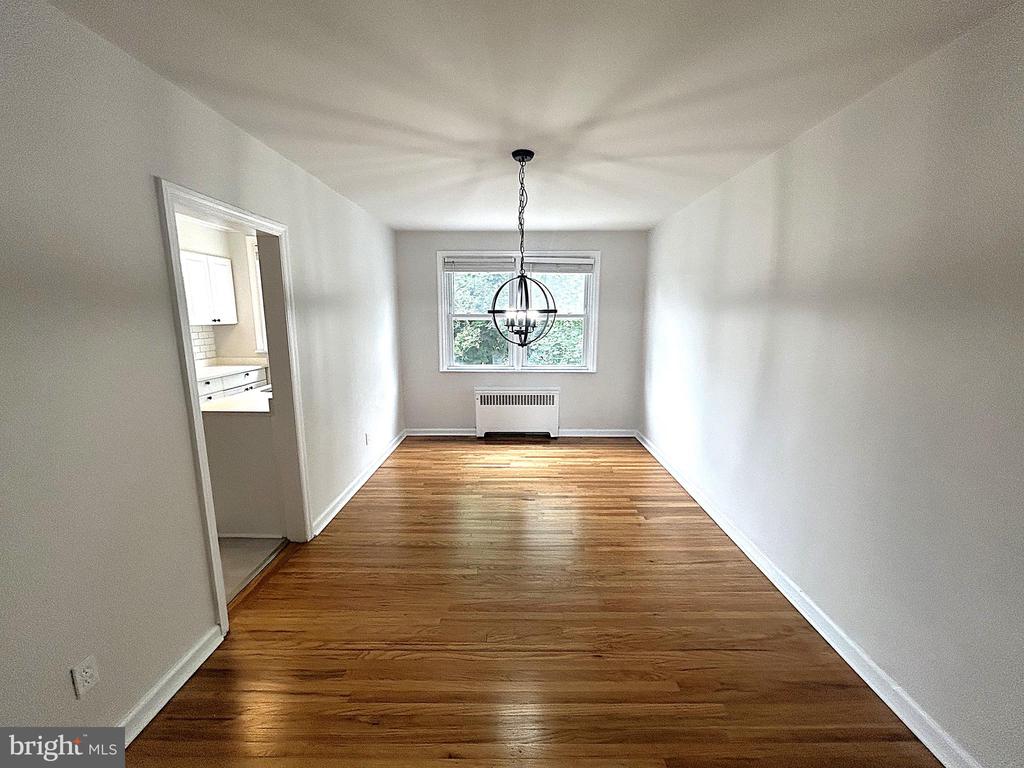 842 FAIRFAX ROAD