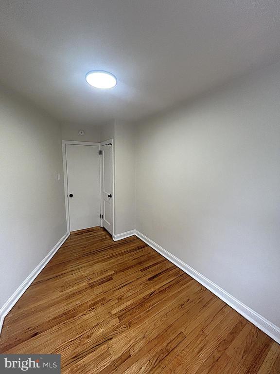 842 FAIRFAX ROAD