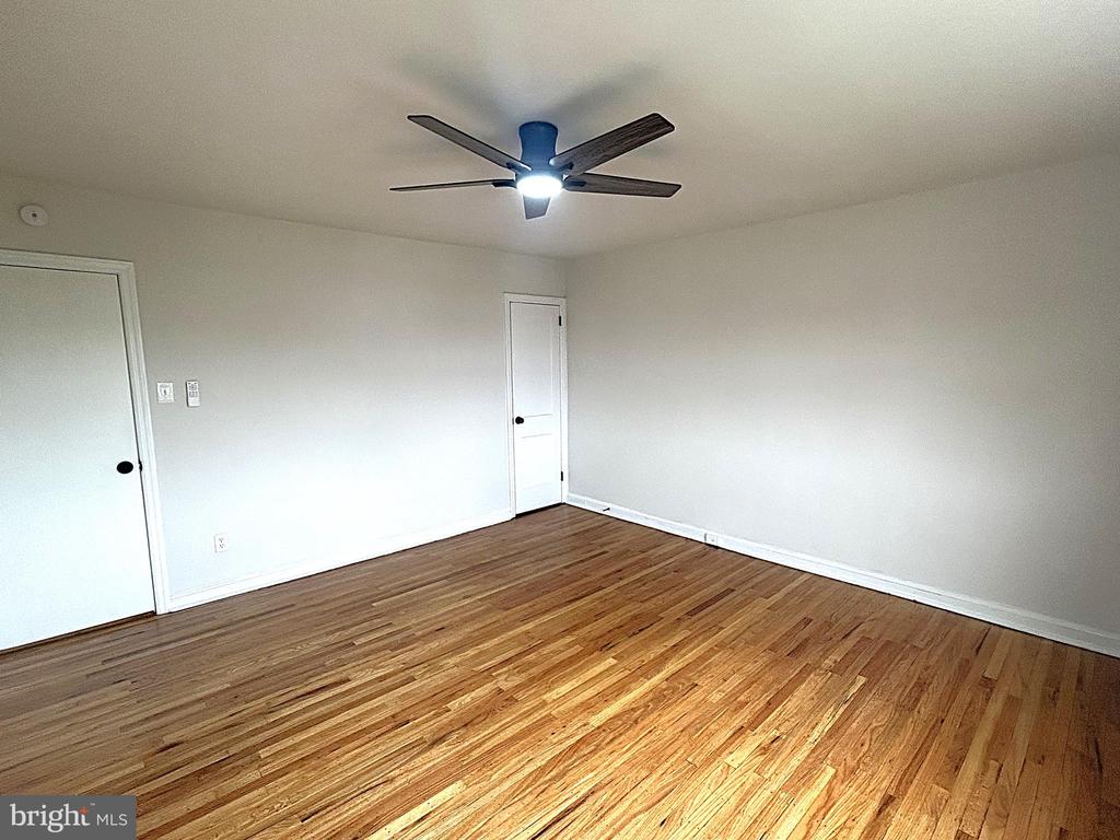 842 FAIRFAX ROAD