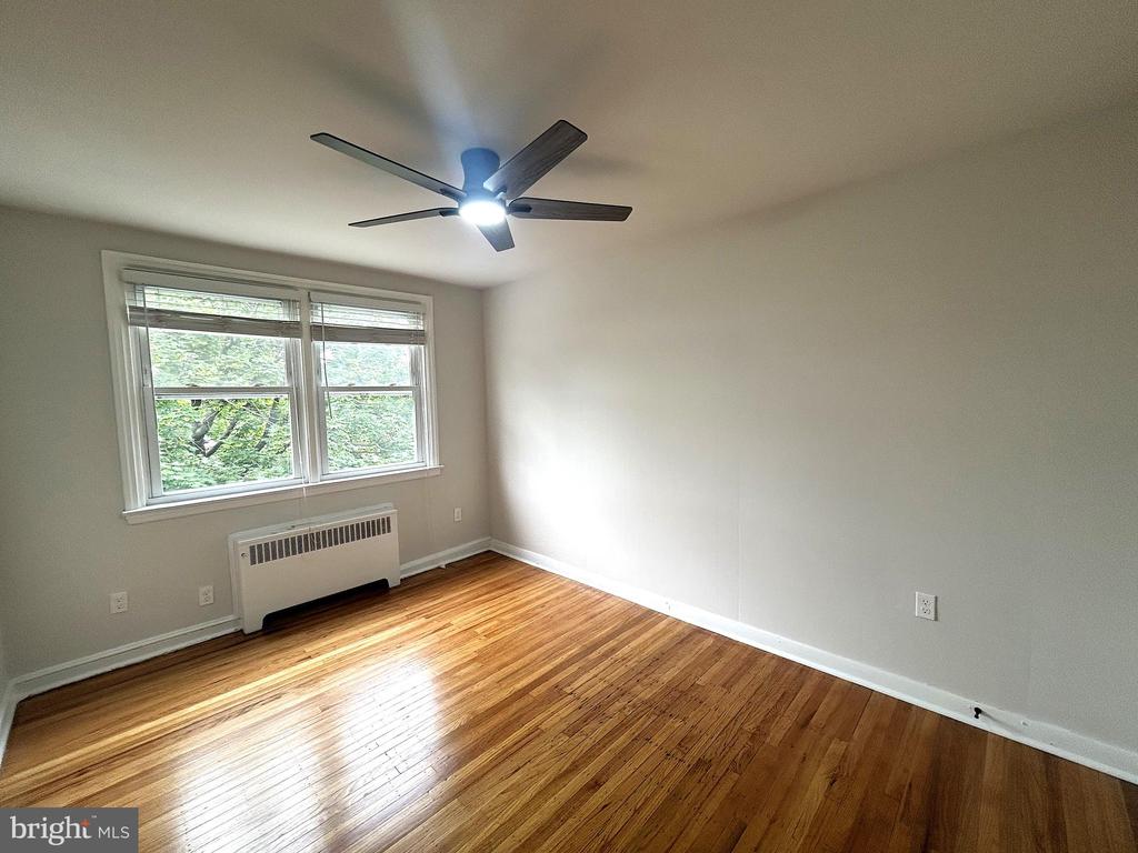 842 FAIRFAX ROAD