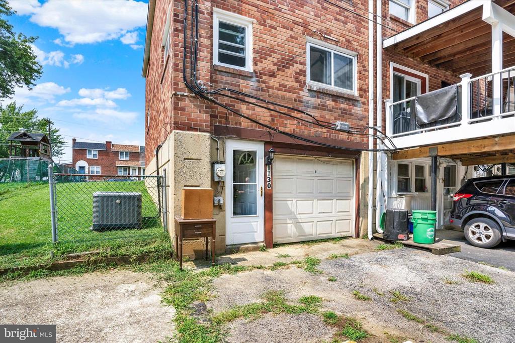 1130 TAYLOR DRIVE