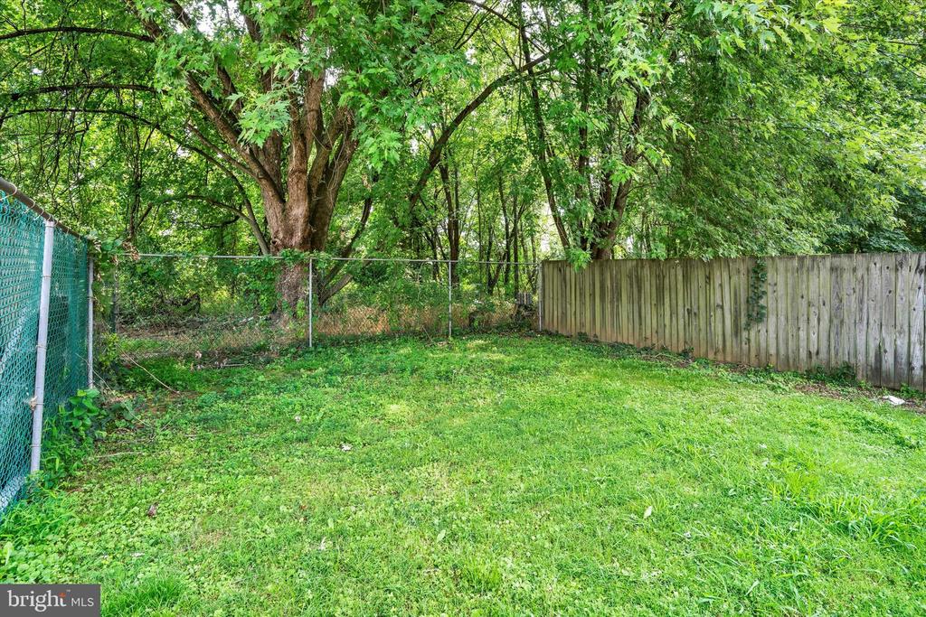 1130 TAYLOR DRIVE