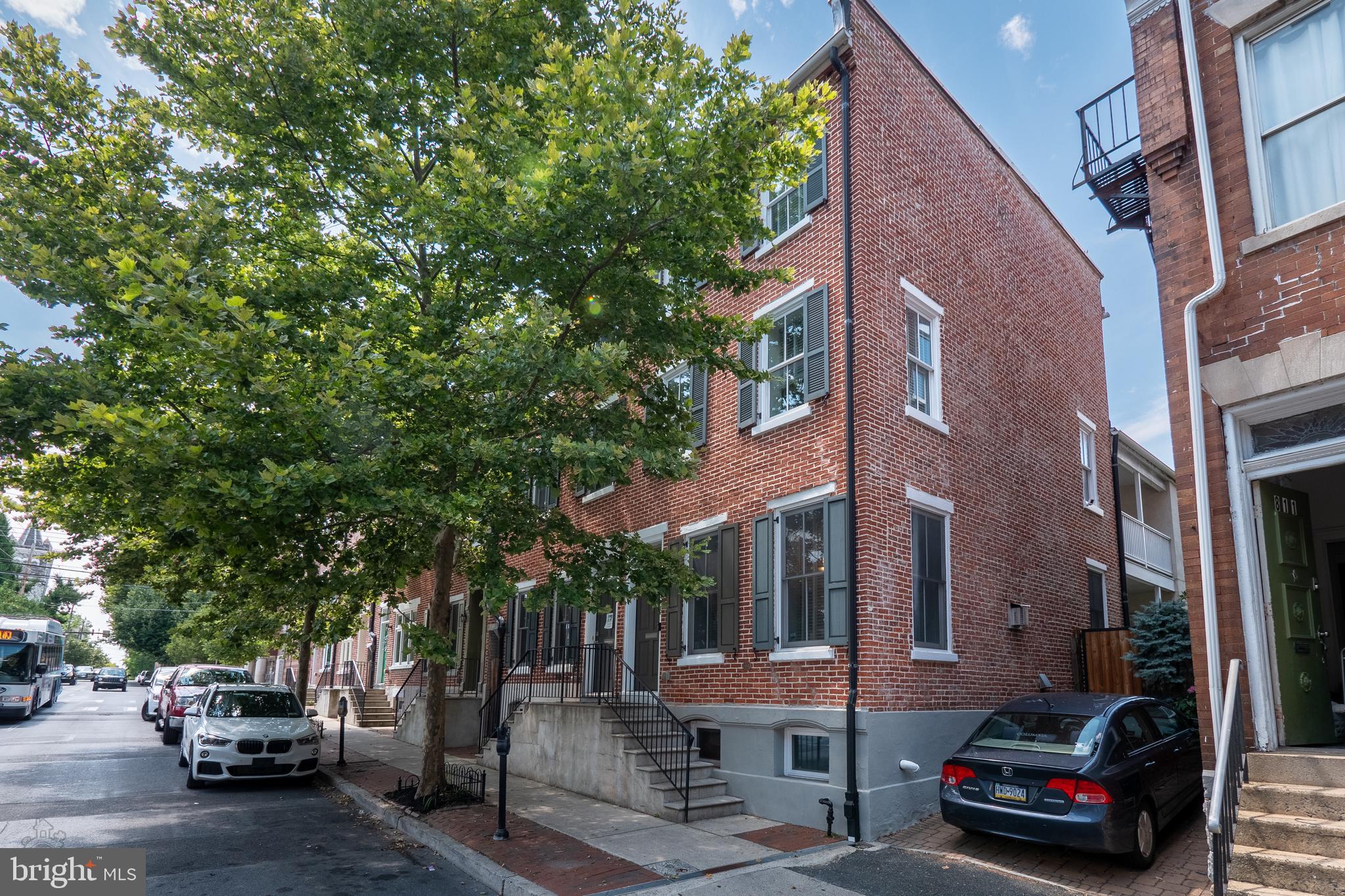 813 W TURNER STREET