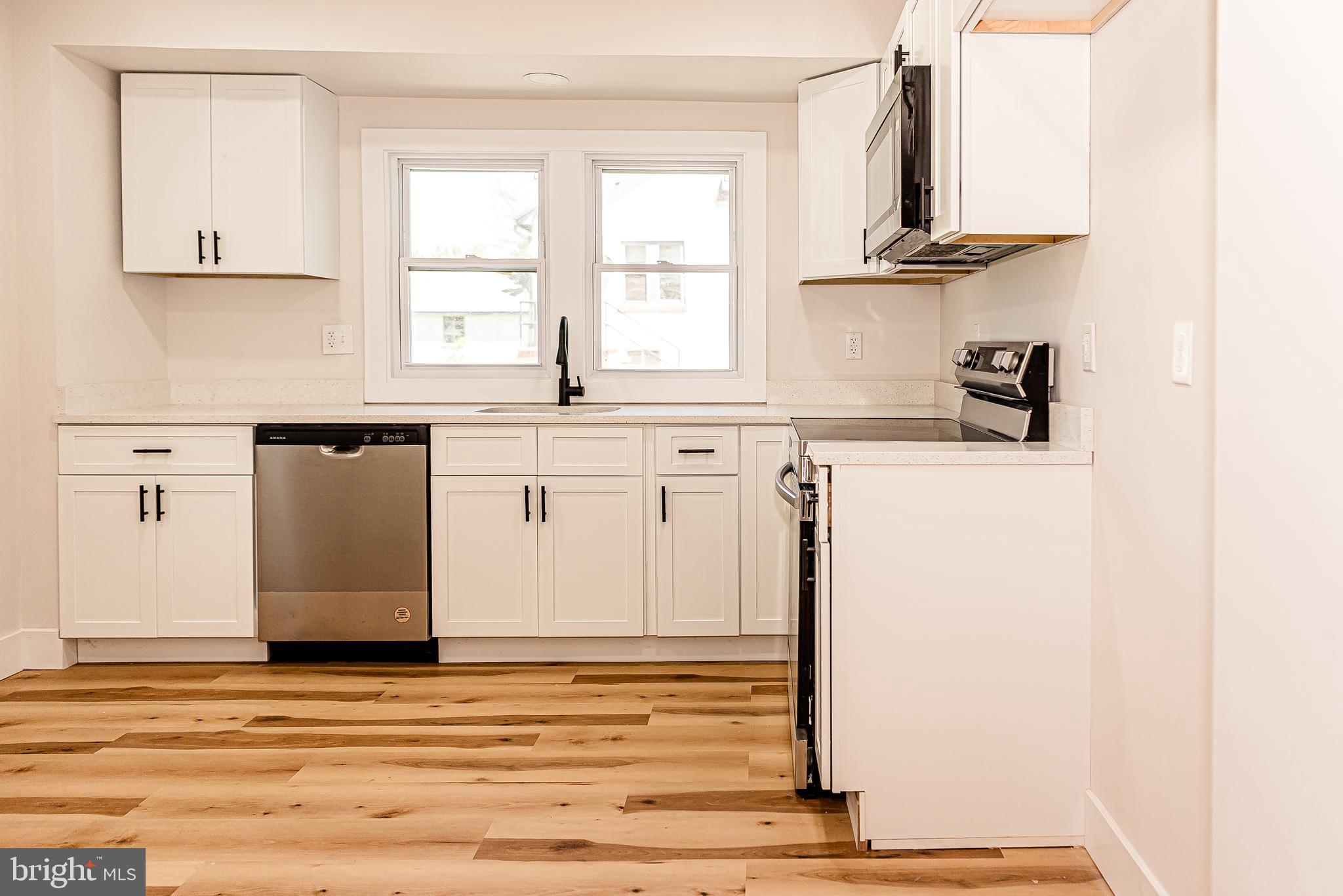 229 W 8TH STREET