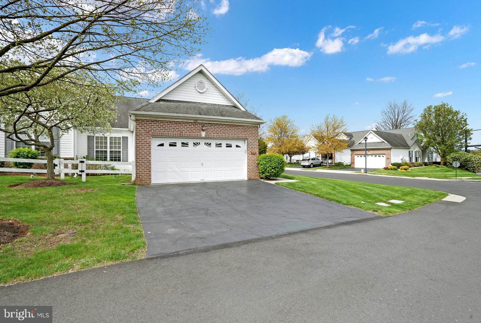 106 NEWBURY WAY