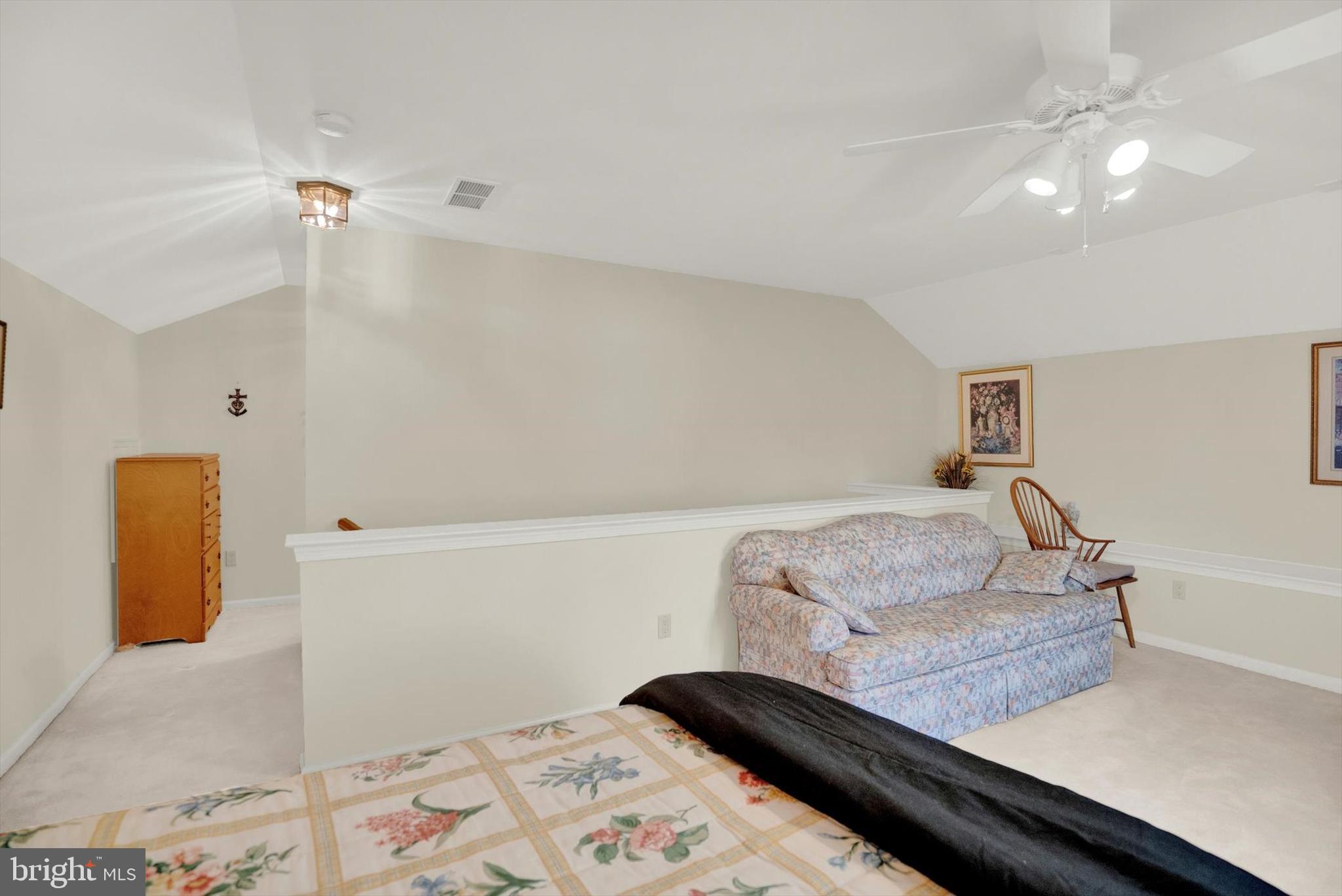 106 NEWBURY WAY