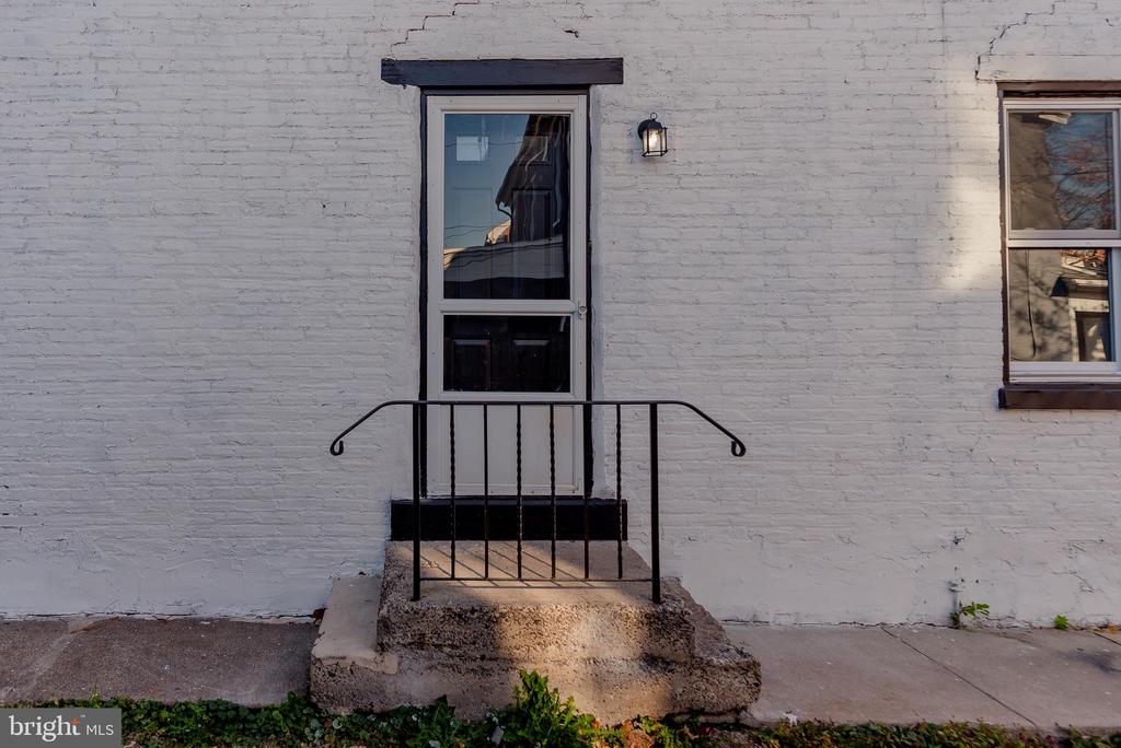 47 W THIRD STREET