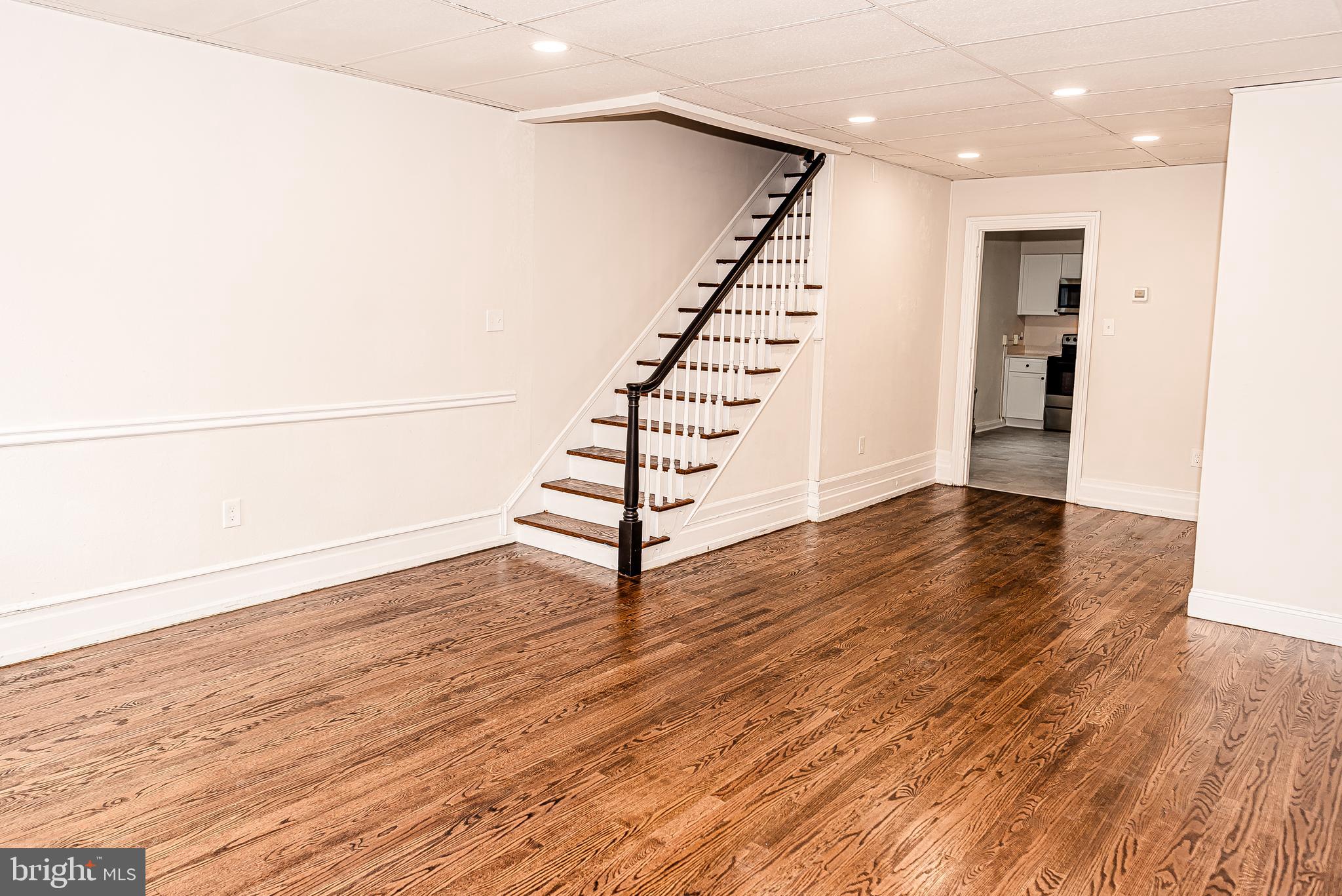 641 WALNUT STREET