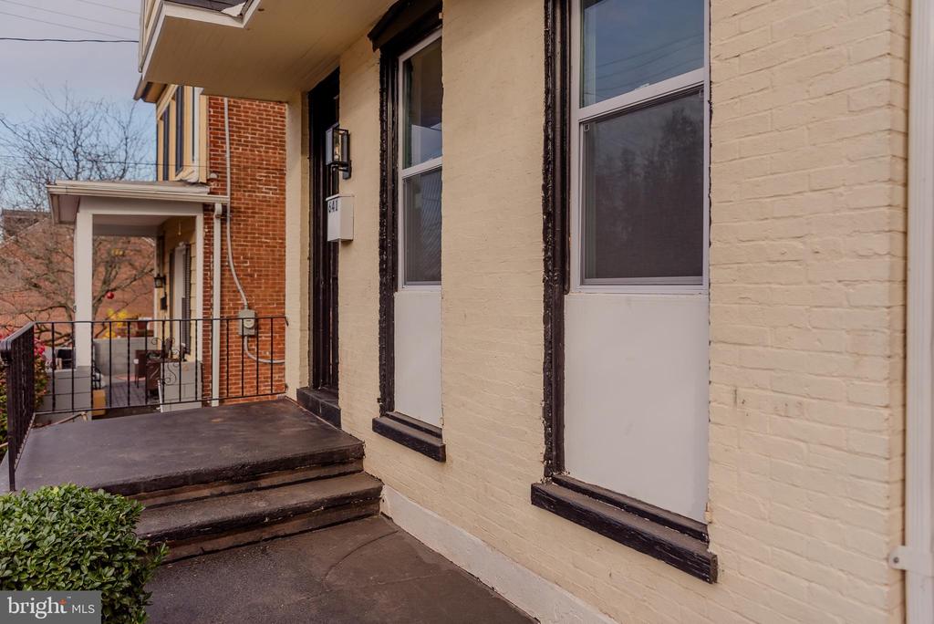 641 WALNUT STREET