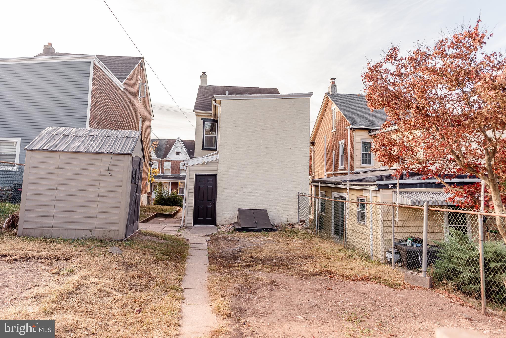 641 WALNUT STREET