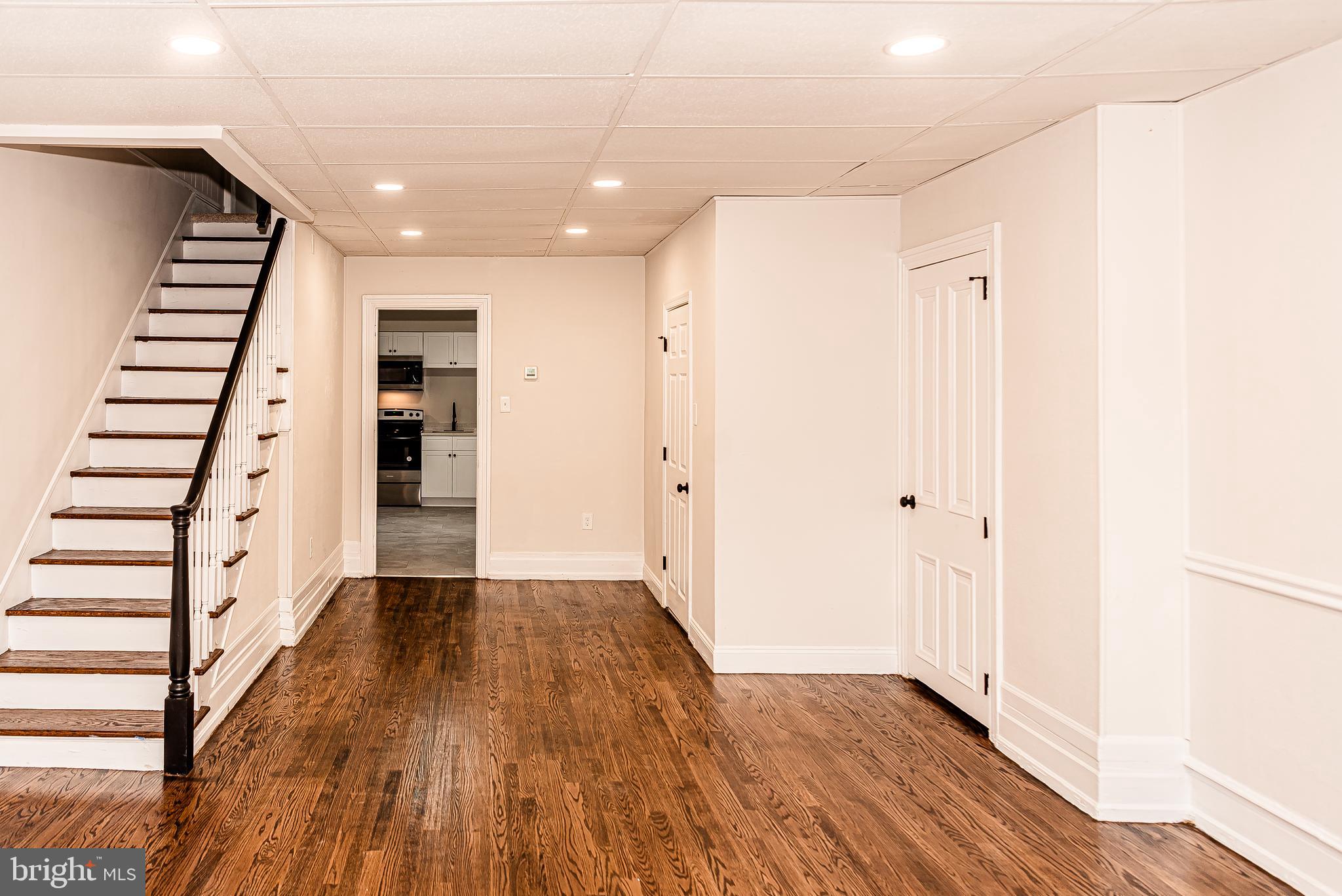 641 WALNUT STREET