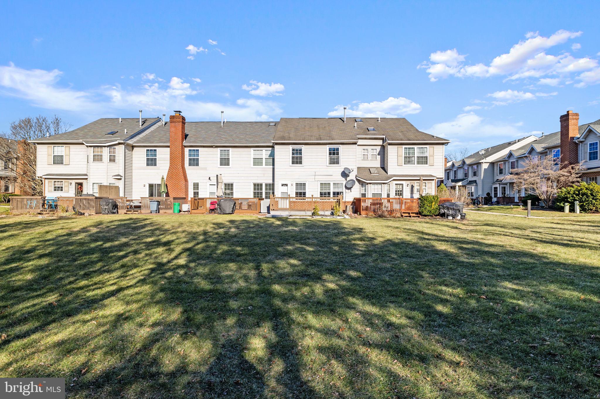 125 REGAL COURT