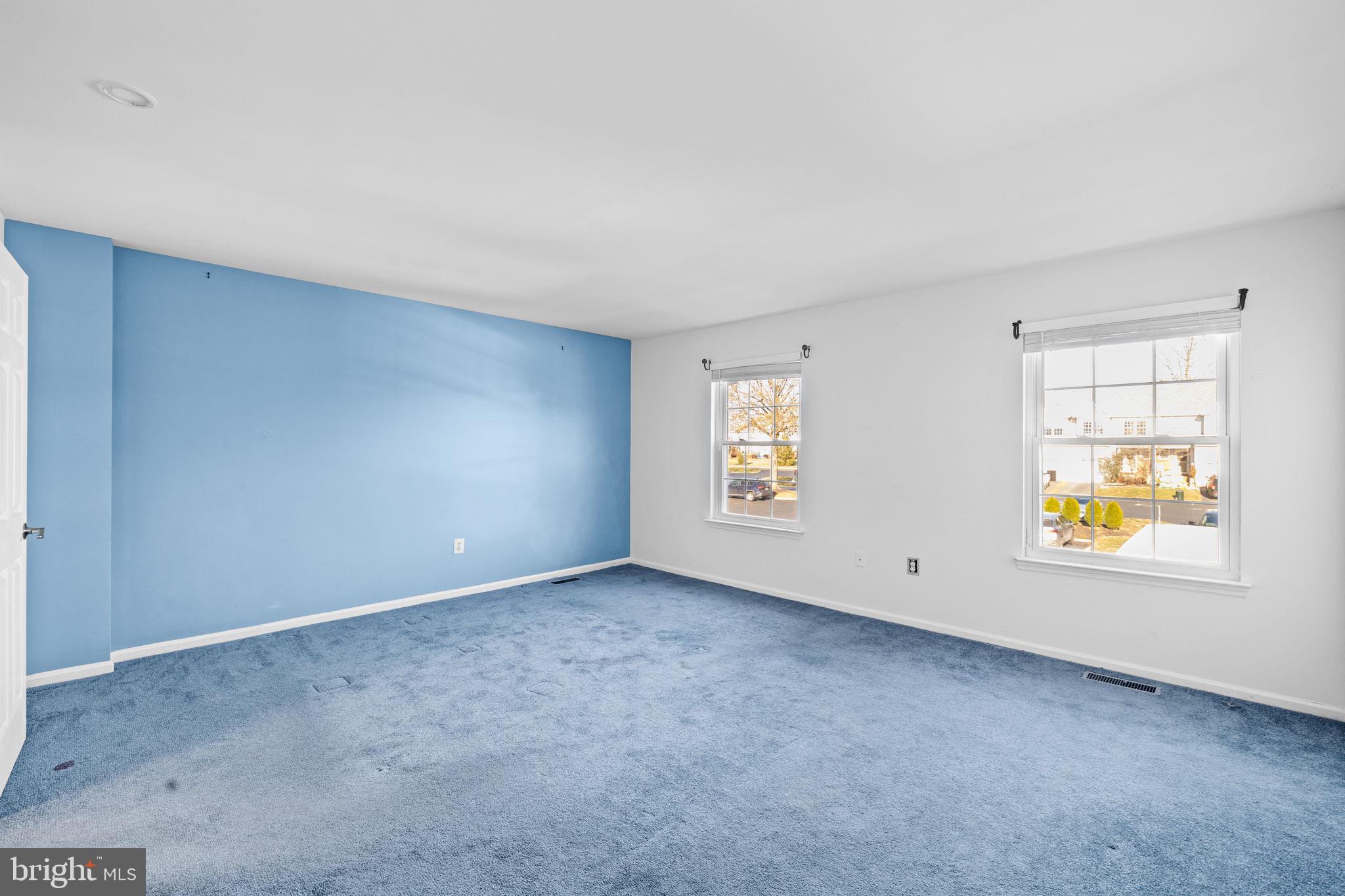 125 REGAL COURT