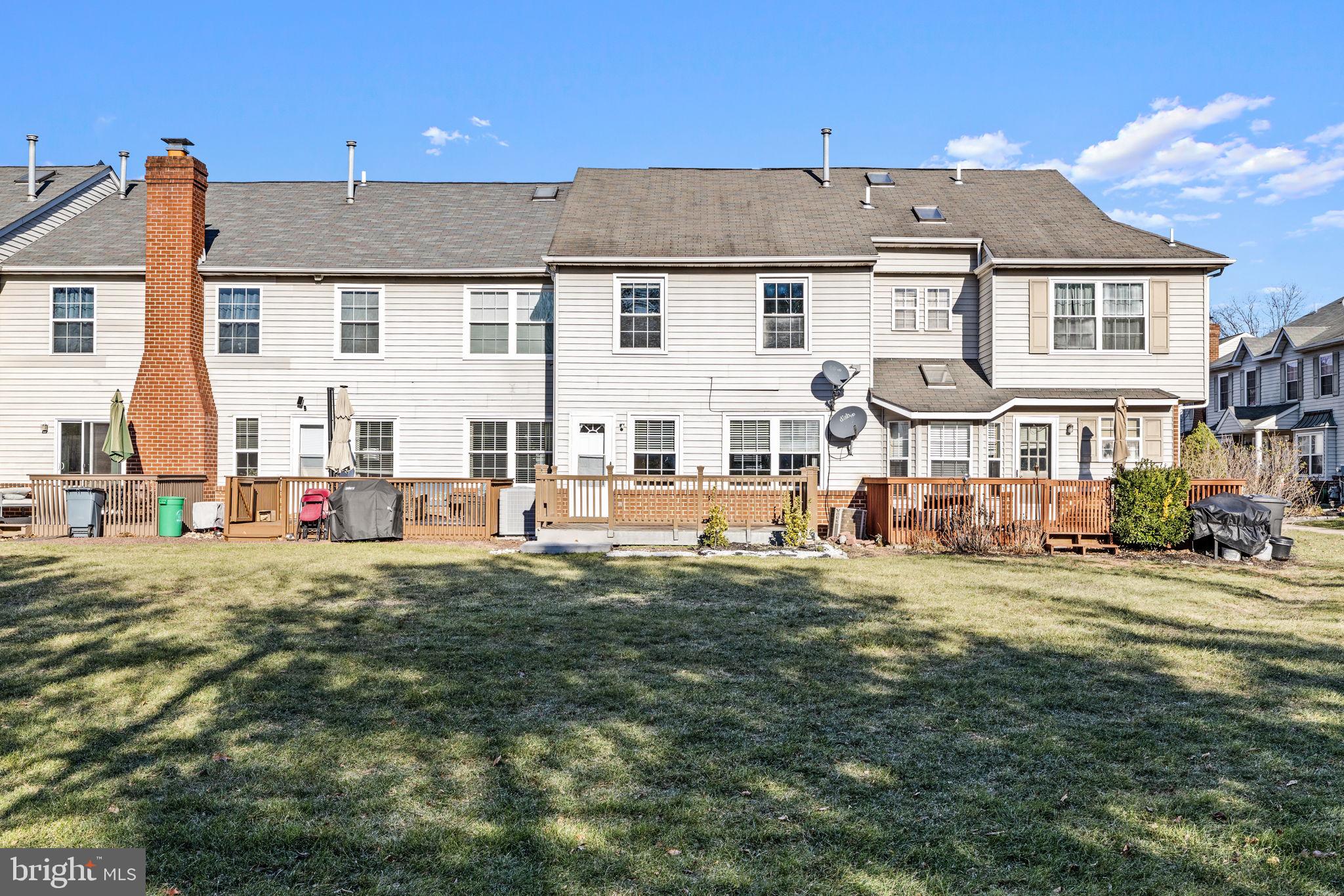 125 REGAL COURT