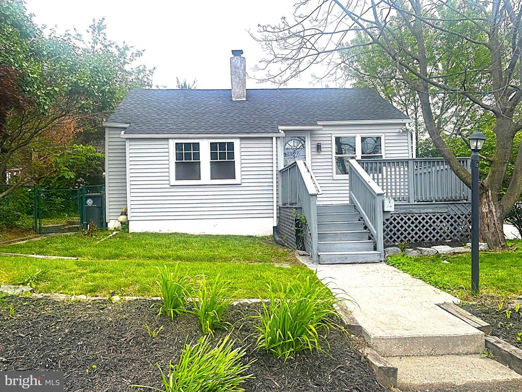 219 MASTER STREET