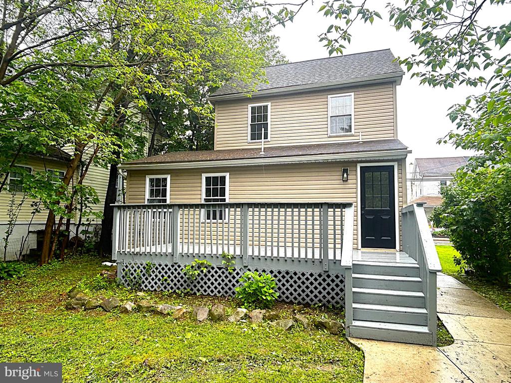 147 W BROAD STREET
