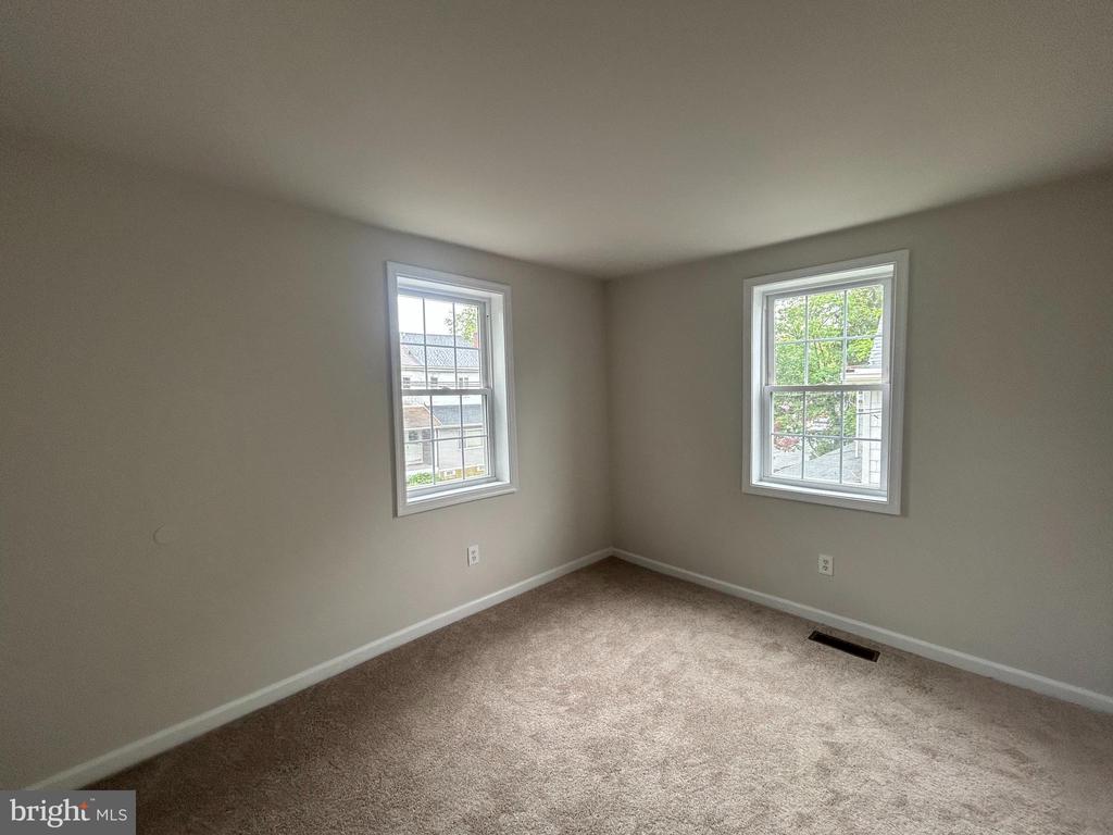 147 W BROAD STREET