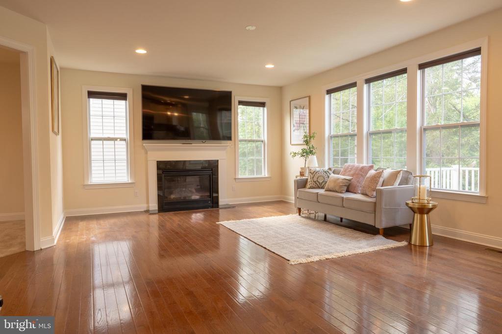 1622 SAMANTHA COURT