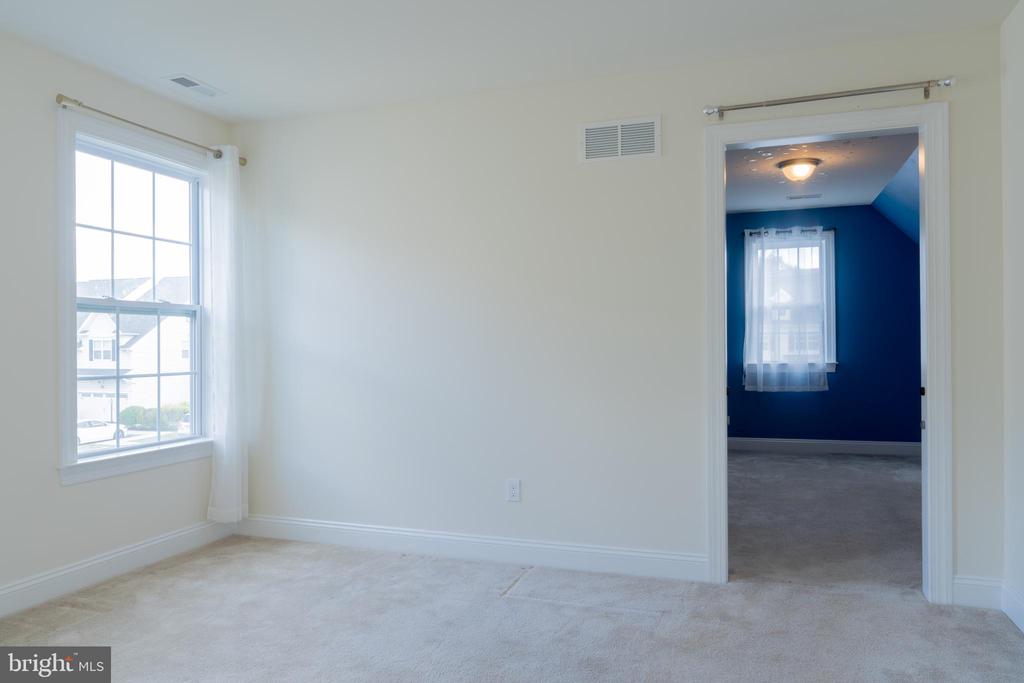 1622 SAMANTHA COURT