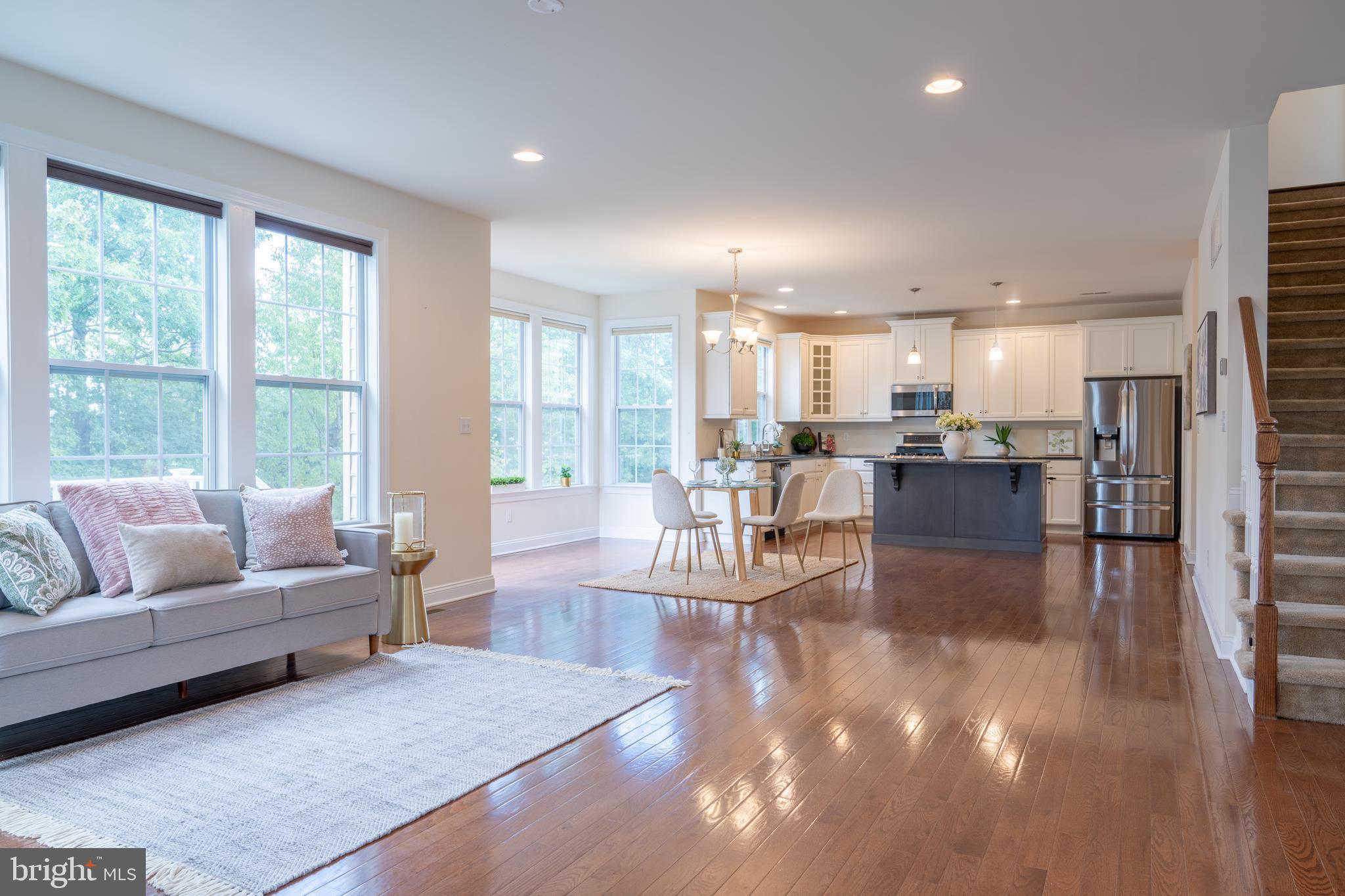 1622 SAMANTHA COURT