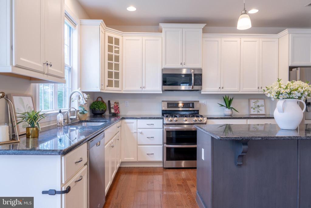 1622 SAMANTHA COURT