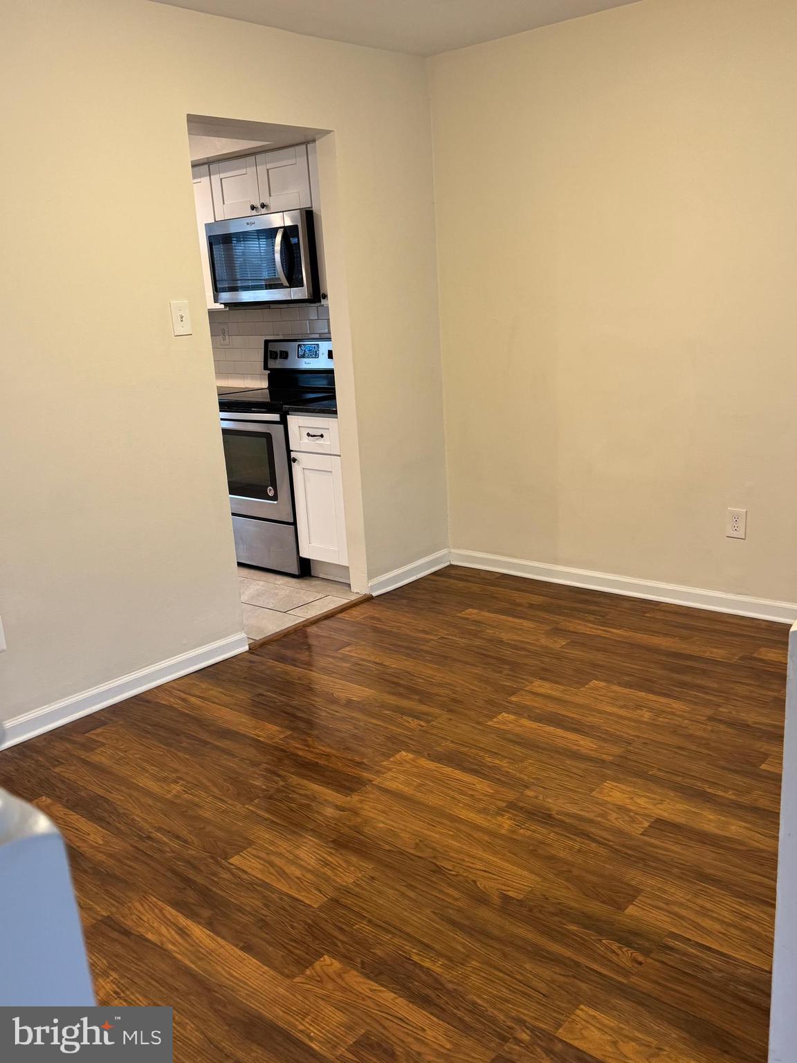 204 LIVINGSTON COURT