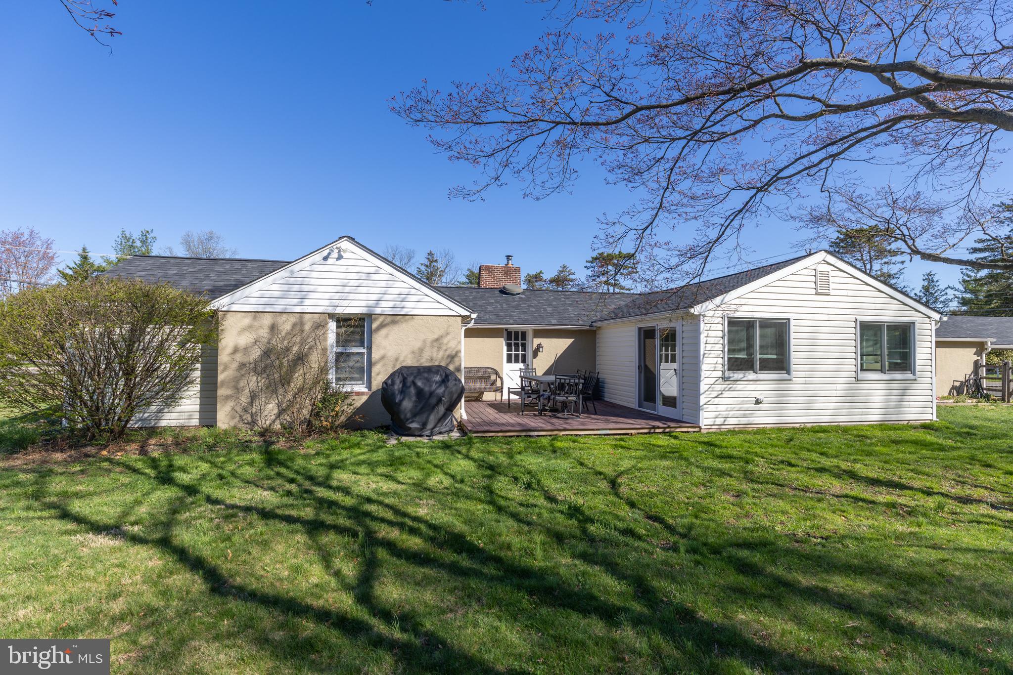 1023 LANSDALE AVENUE