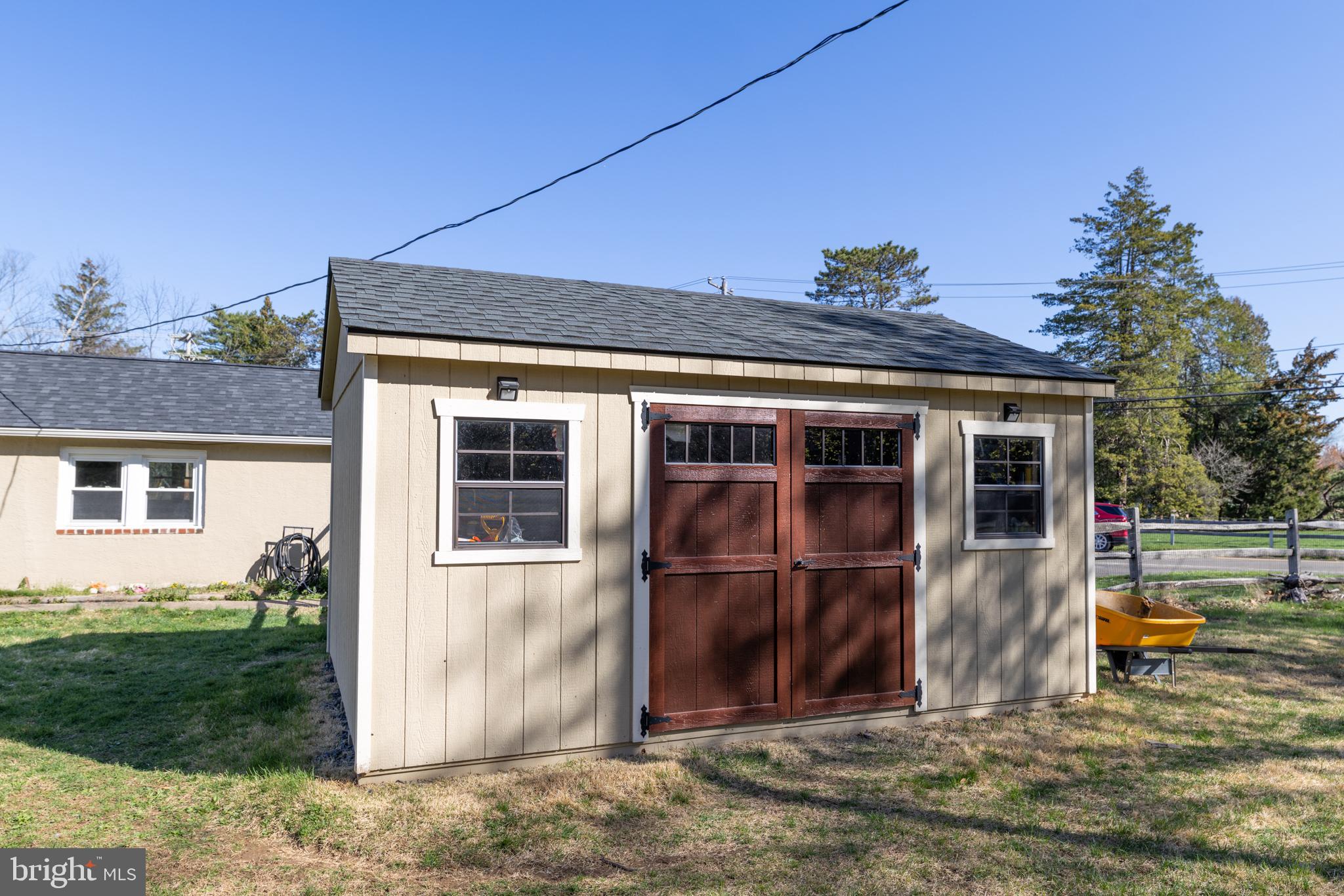 1023 LANSDALE AVENUE