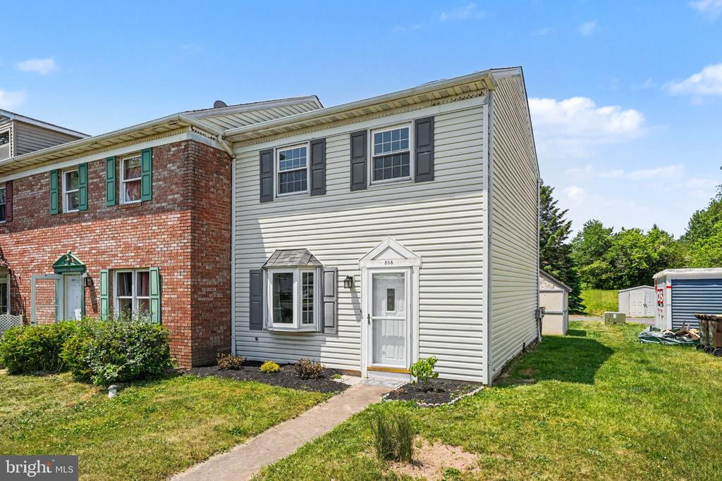508 N VALLEY FORGE ROAD