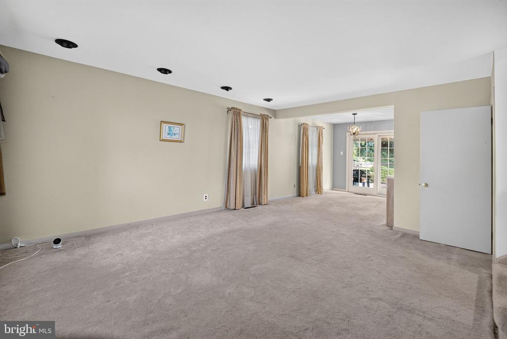 1929 JENKINTOWN ROAD