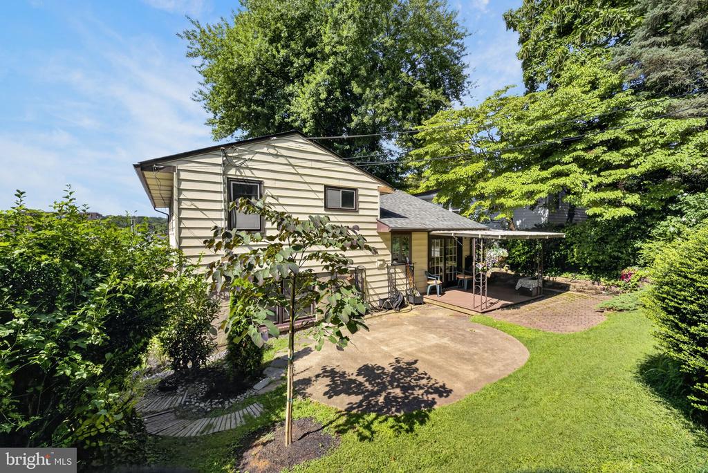 1929 JENKINTOWN ROAD