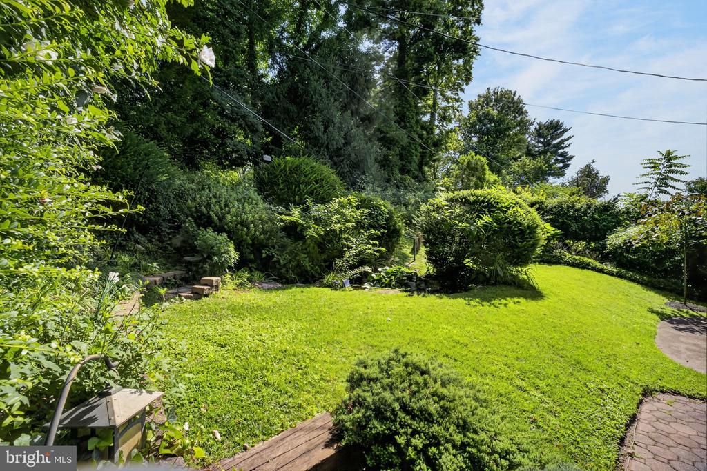 1929 JENKINTOWN ROAD