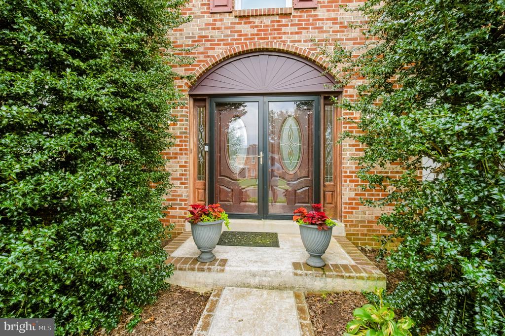 567 CONSTITUTION ROAD Unit:           