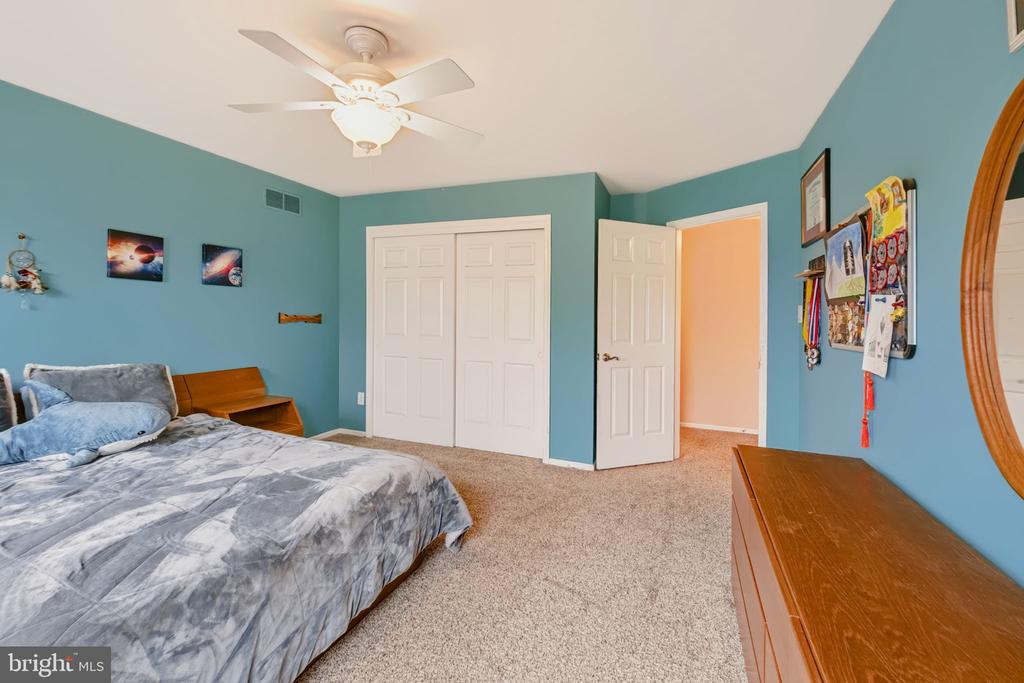 567 CONSTITUTION ROAD Unit:           