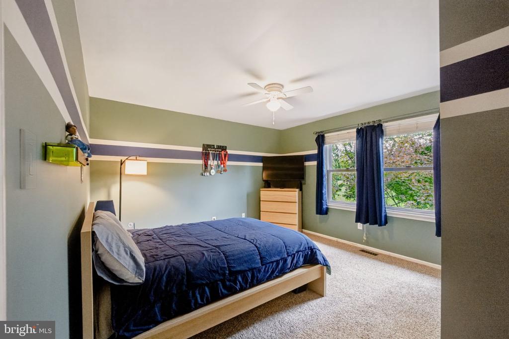 567 CONSTITUTION ROAD Unit:           