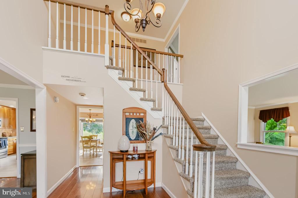 567 CONSTITUTION ROAD Unit:           