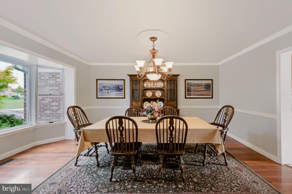 567 CONSTITUTION ROAD Unit:           