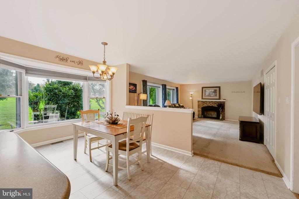 567 CONSTITUTION ROAD Unit:           