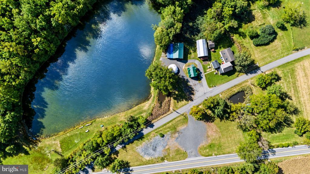 3479 MANGO DRIVE