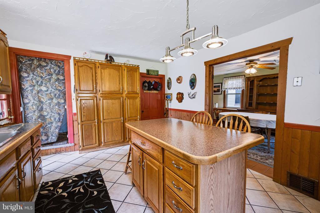 3479 MANGO DRIVE