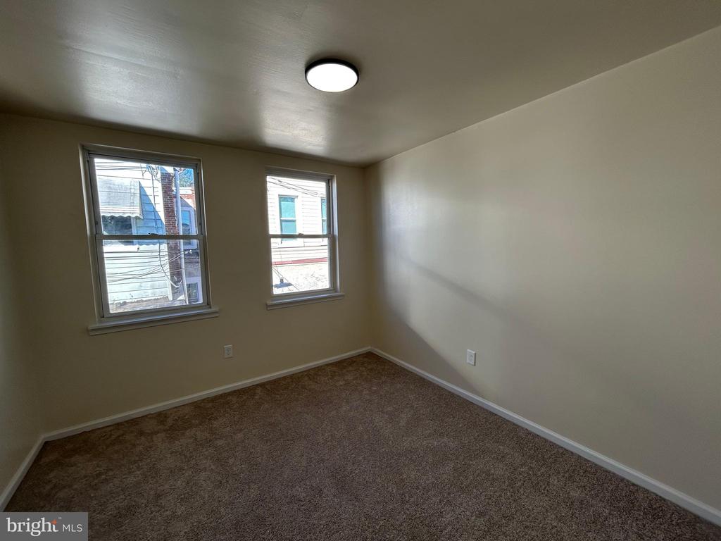 38 N PEACH STREET