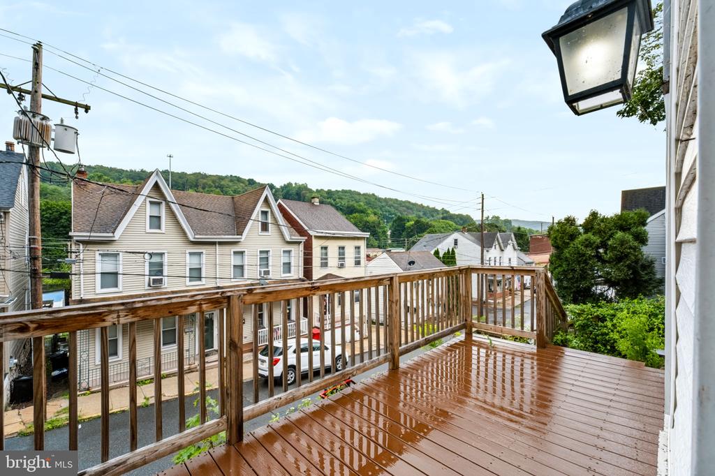 408 FRONT STREET