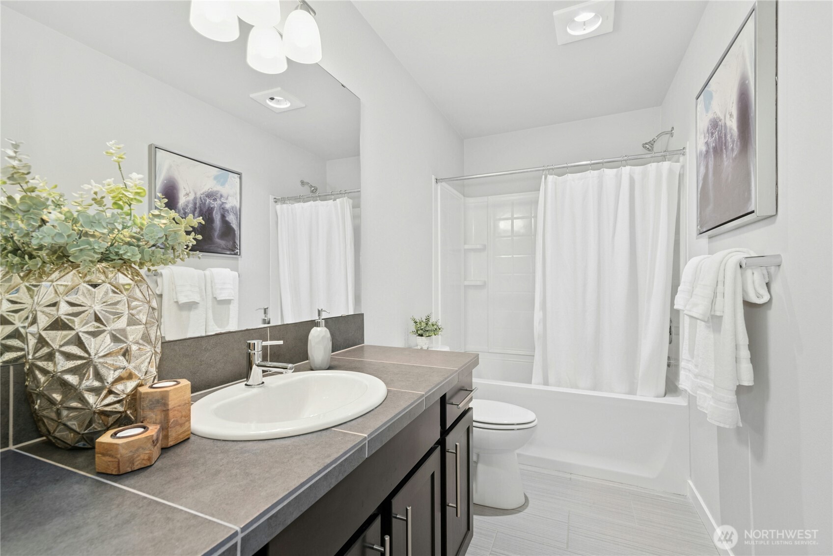 16201 Meadow Road Unit: A1