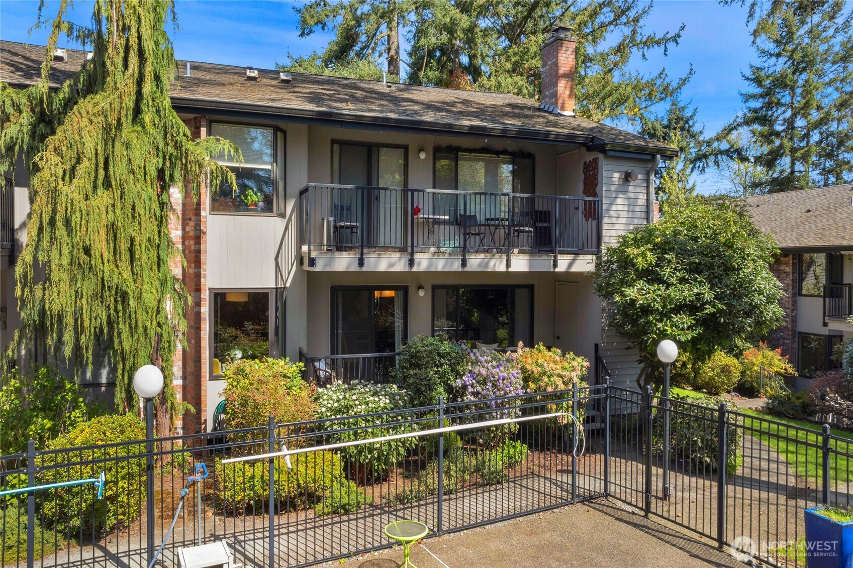 13543 Linden Avenue N Unit: B-106