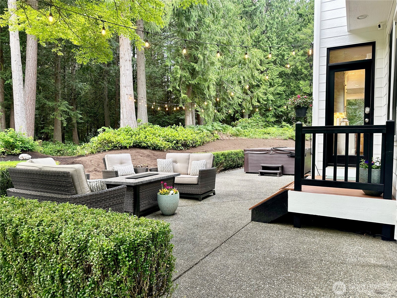 27450 NE Ames Lake Road