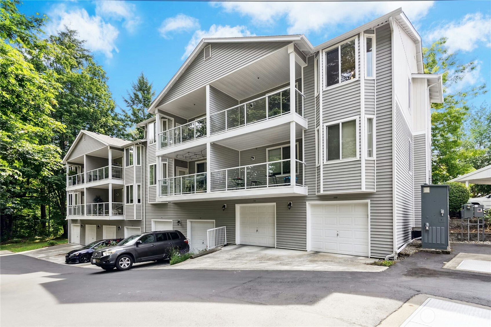 3006 SE 8th Street Unit: 2120