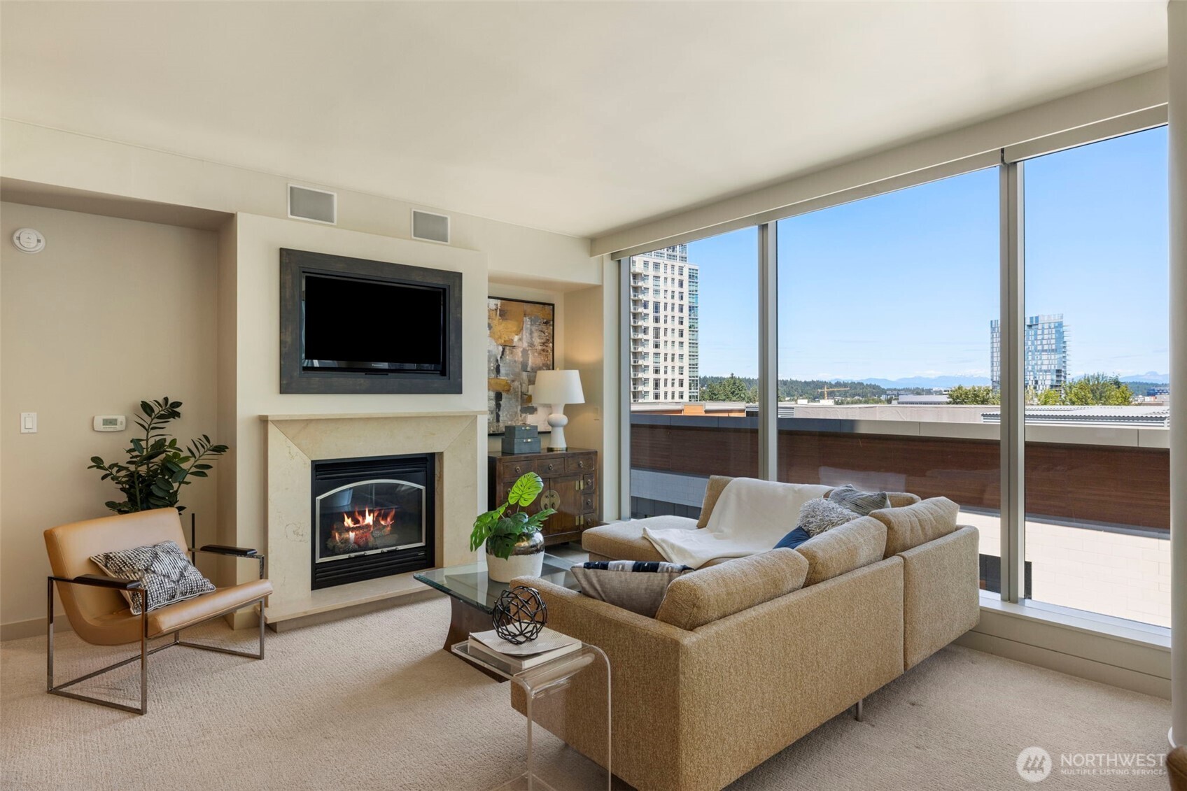 10610 NE 9th Place Unit: 1220