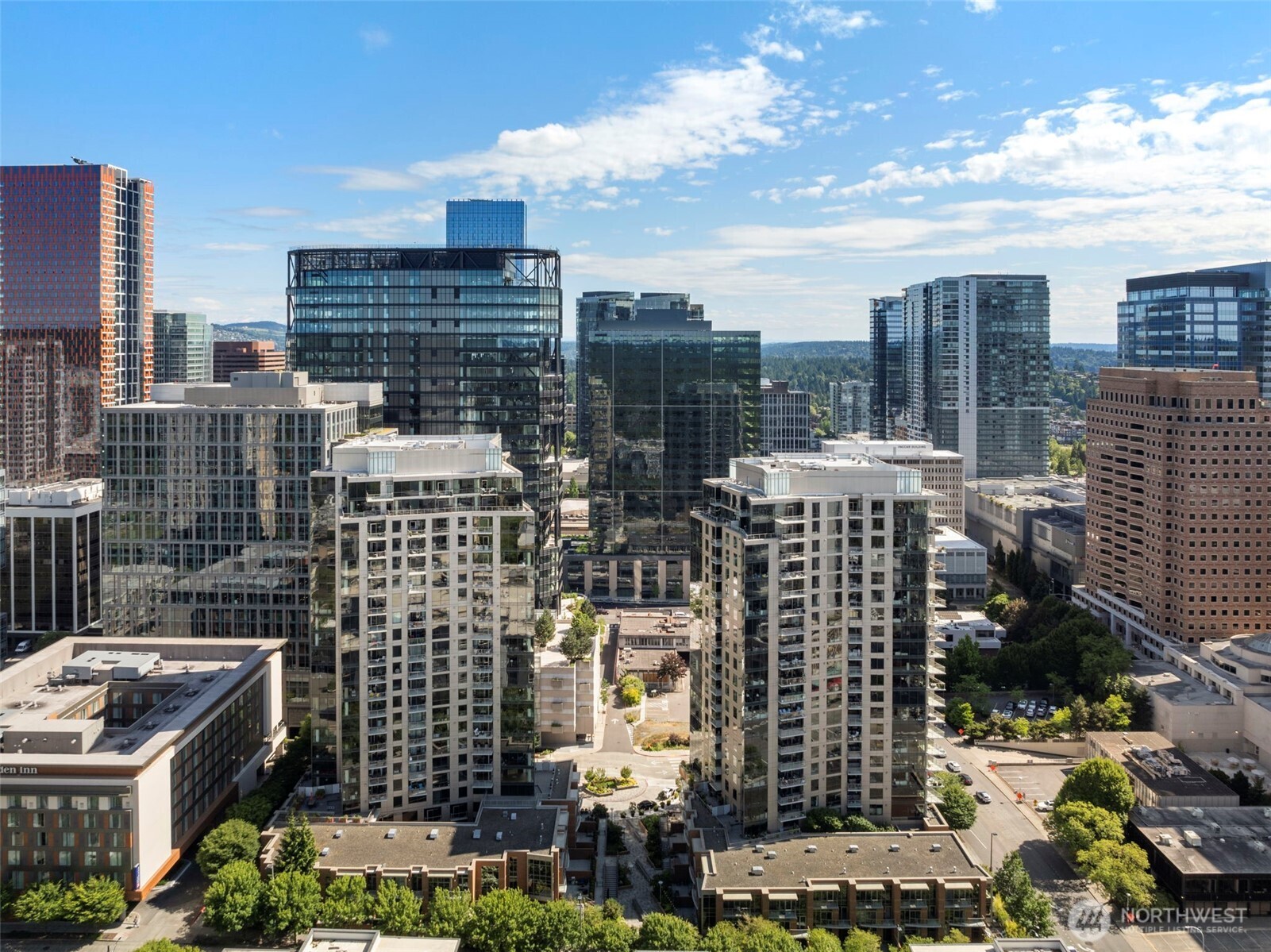 10610 NE 9th Place Unit: 1220