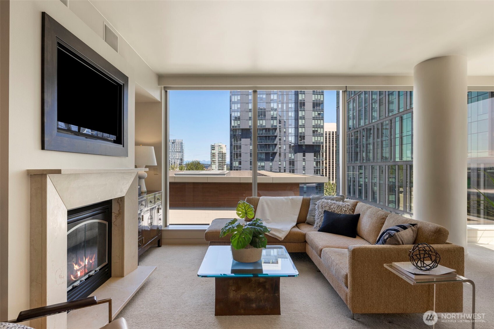 10610 NE 9th Place Unit: 1220