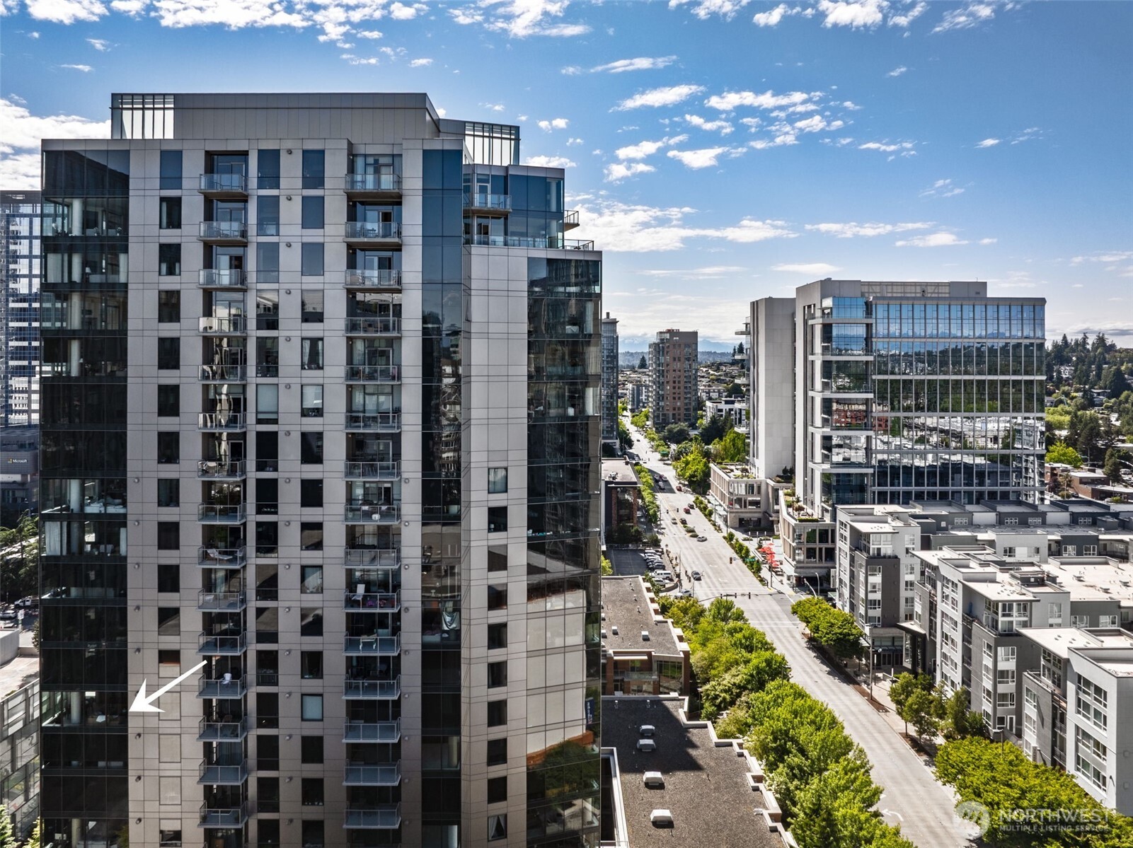 10610 NE 9th Place Unit: 1220